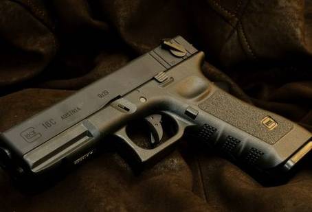 Glock 18