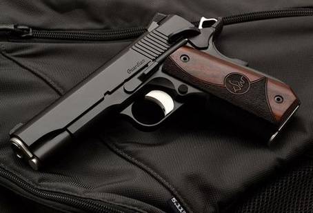 Dan Wesson 1911 - 5"