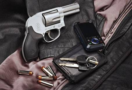 MODEL 638  Smith & Wesson