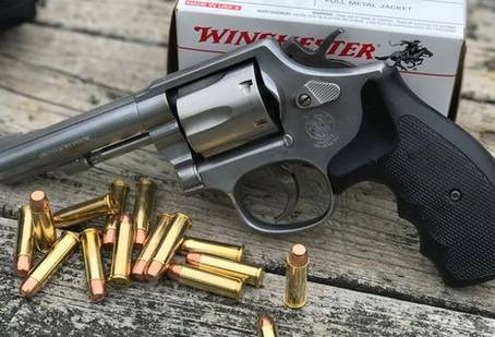 Smith & Wesson Model 64 - 4"