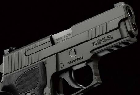 Sig Sauer P229 (w Rail)