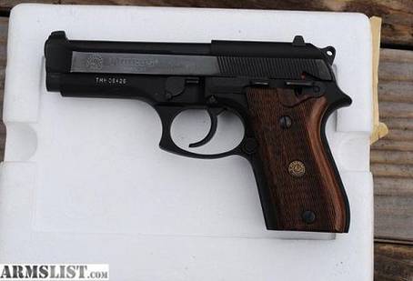 Taurus PT 92 Compact