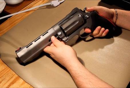 Taurus Raging Judge - 3"