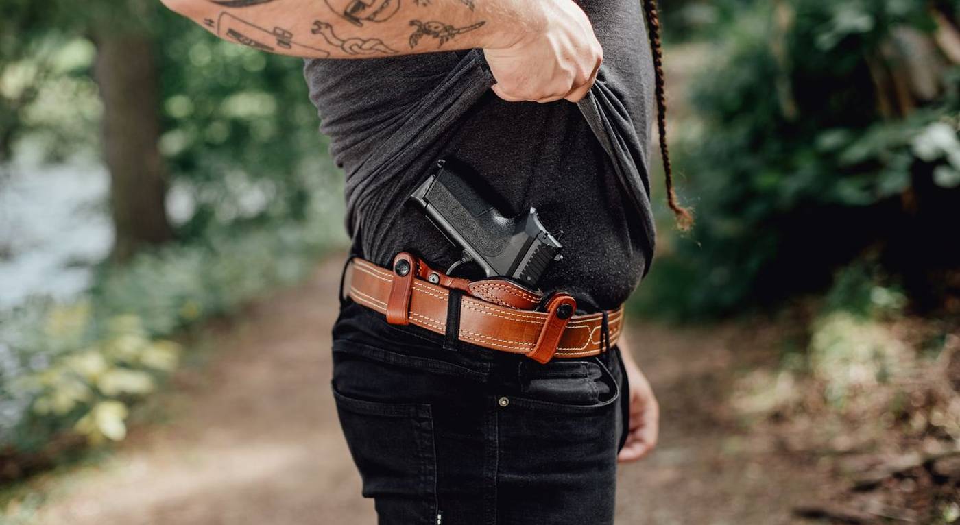 https://storage.googleapis.com/craftholsters-2019/__sized_fe_2021__/product_images/open-muzzle-iwb-holster-26-pqad--crop-c0-5__0-5-1400x766-70.jpg