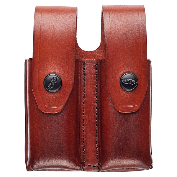 Double magazine pouch made of leather closed top