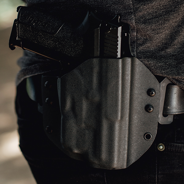 kydex light bearing holster