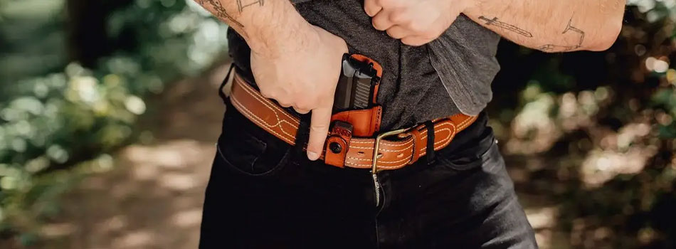 Best Tuckable Leather IWB holster for Hellcat PRO