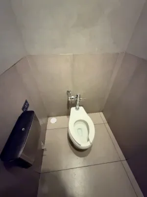 Foto del baño de Shake Shack Querétaro