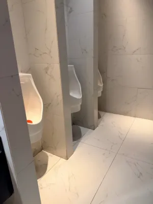 Foto del baño de El Palacio de Hierro Querétaro