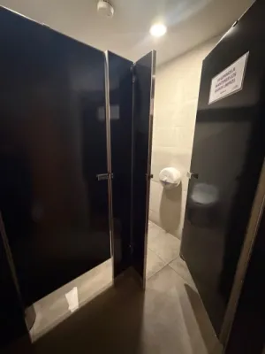 Foto del baño de Sushi Itto Juriquilla