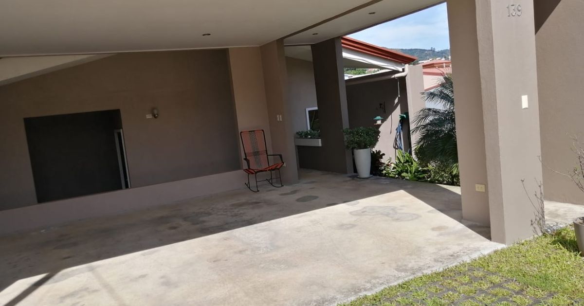 Casa en Venta en Zaragoza, Zaragoza, Palmares, Alajuela | Costa Rica - Casas  y lotes a la venta y alquiler en Zaragoza, Zaragoza - Bienes Raíces