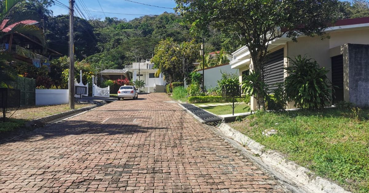 Lote residencial en Venta en Punta Leona, Jaco, Garabito, Puntarenas |  Costa Rica - Casas y lotes a la venta y alquiler en Punta Leona, Jaco -  Bienes Raíces