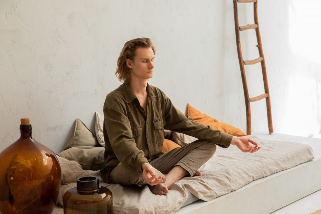 Cómo meditar durante 10 minutos por la mañana