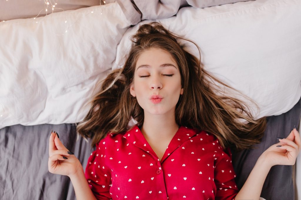 Cómo meditar en la cama