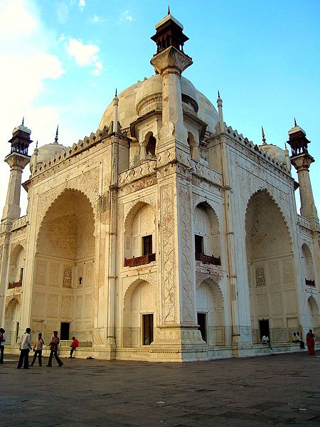 Bibi-ka-Maqbara