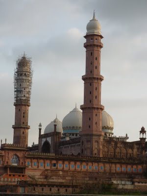 Taj-Ul-Masjid