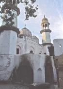 Waterfront_Mosque_in_Mathura-Mathura