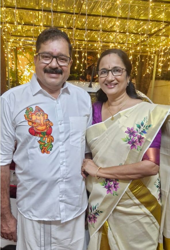 Ganesh Printed Shirt & Floral Tissue Set Mundu Combo 