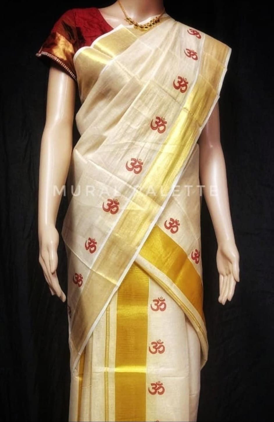 Om Handpainted Tissue Set Mundu