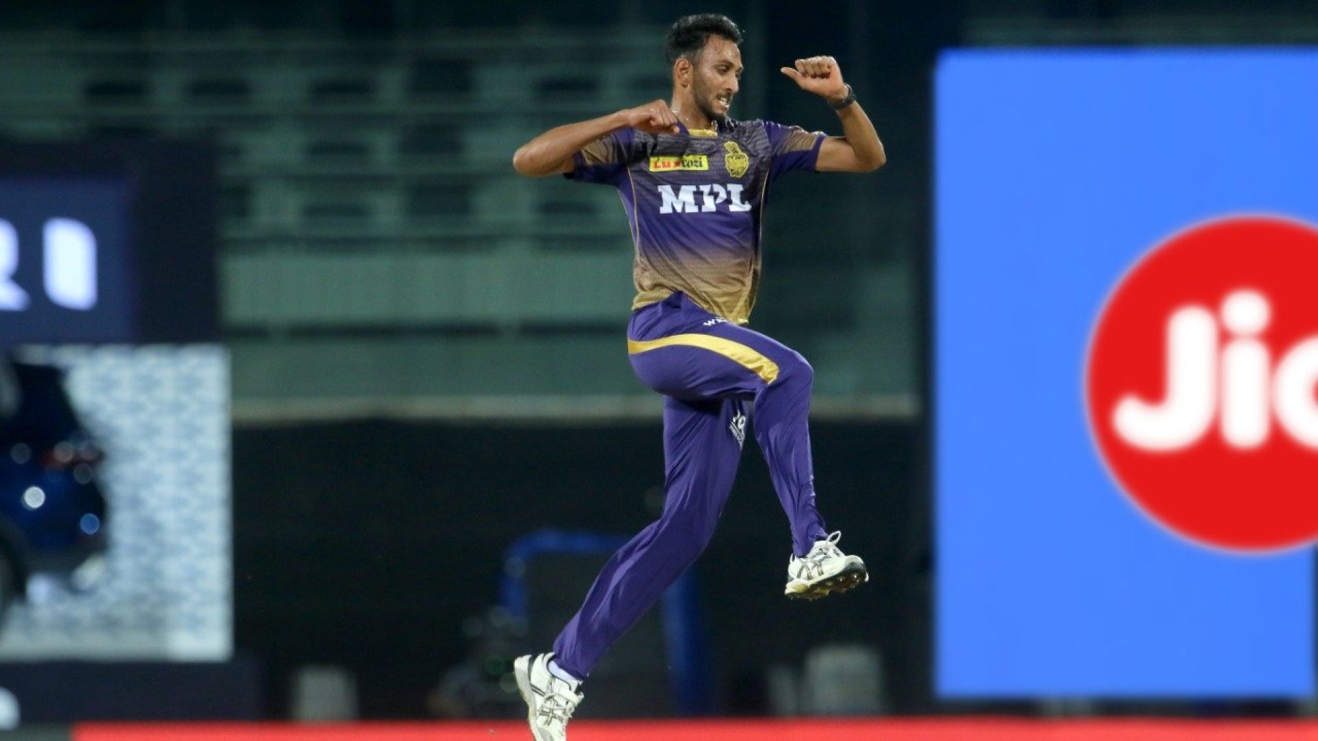 IPL 2021: WTC stand-by Prasidh Krishna becomes 4th KKR player to test Covid-19 positive  