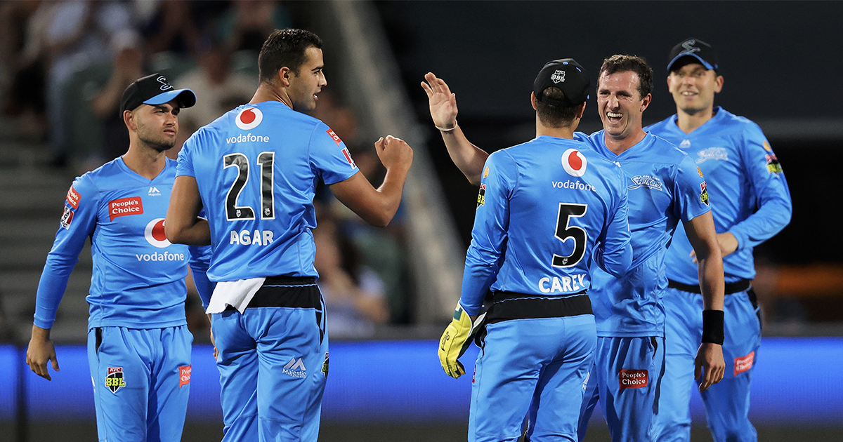 BBL 10: Match Preview | Beleaguered Renegades take on Dangerous Strikers  