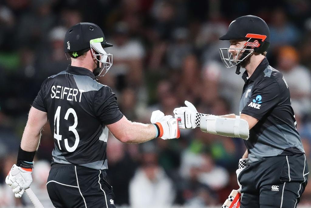NZ vs PAK 2nd T20: Williamson, Seifert lead Blackcaps to series win after Hafeez's heroics