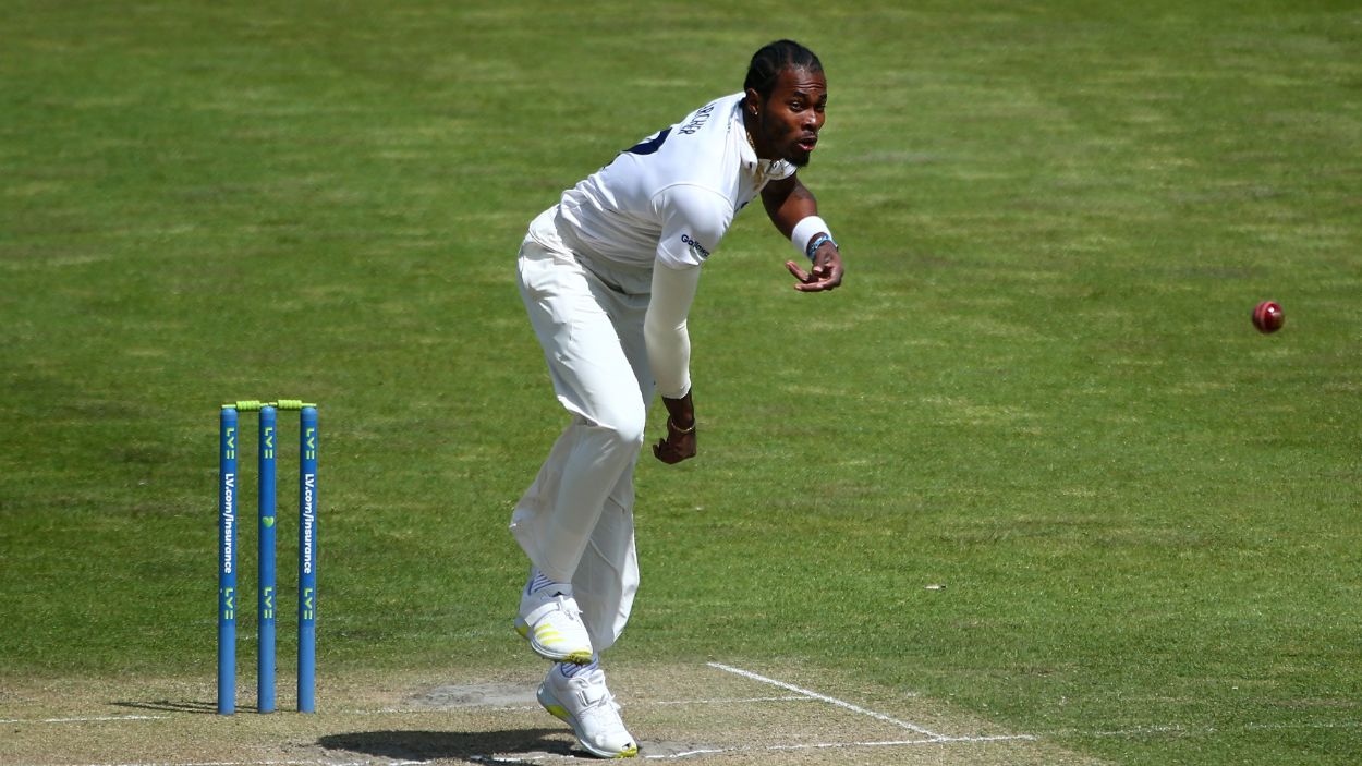 Jofra Archer's elbow injury resurfaces in County Championship return