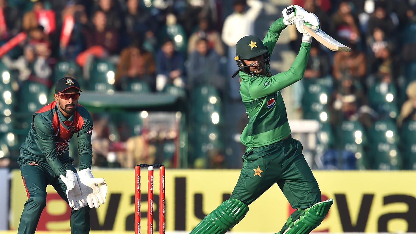 After Mohammad Amir, Shoaib Malik attacks Pakistan selectors over 'communication gap'