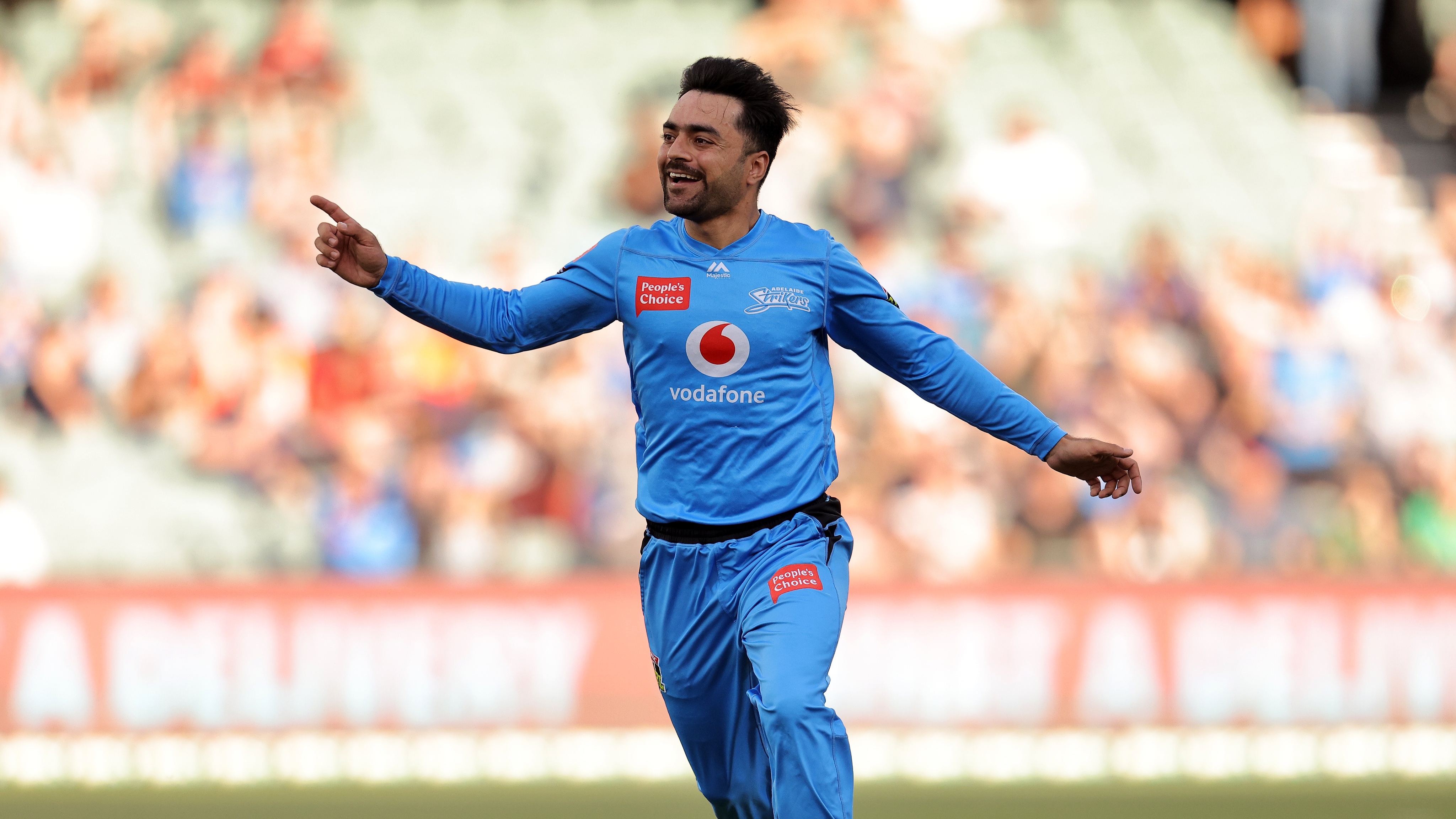 BBL10 | Match Report: Vintage Wells, Rashid Khan and Agar take Strikers past Stars