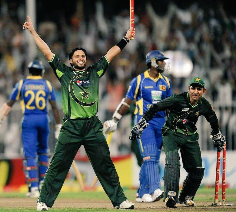 Love to play more prominent role in Pak cricket: Afridi hints at PCB entry 