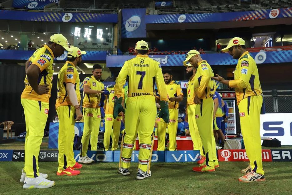 IPL 2021 suspension | MS Dhoni assures CSK teammates: "I'll be the last person to leave the hotel"