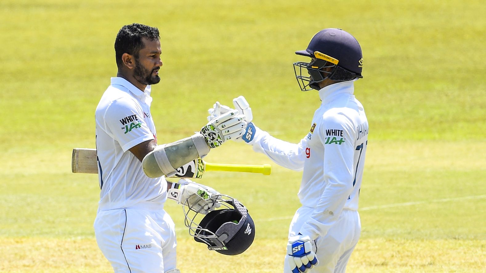 Dimuth Karunaratne plays captain’s knock, hits maiden double ton to neutralize Bangladesh 