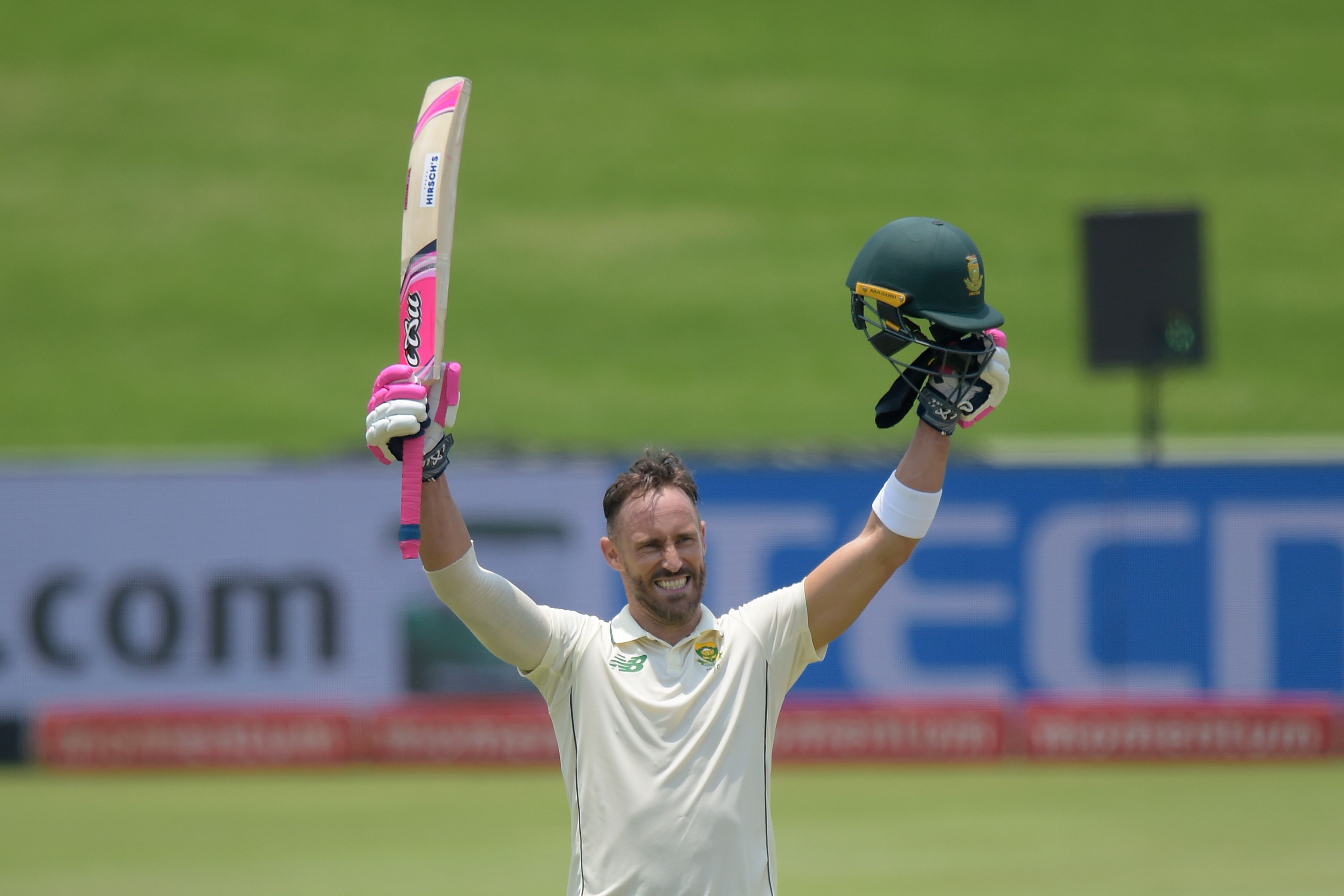 What have you done Faf! Twitter reacts to du Plessis getting out on 199