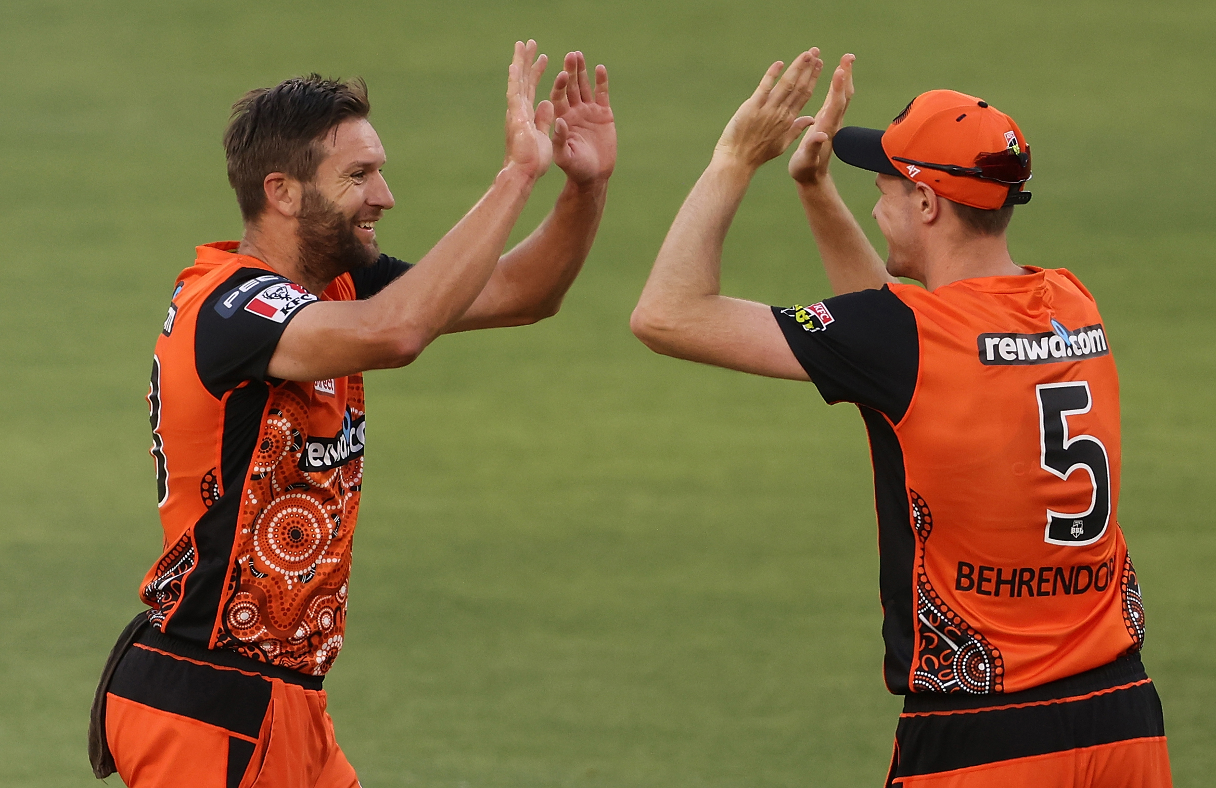 Match Report: Rising Scorchers burn Sixers in Perth's furnace