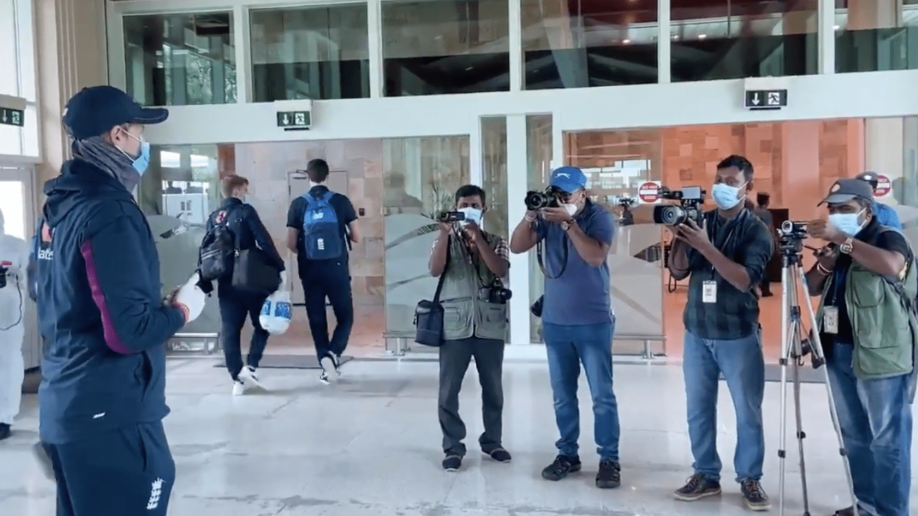 England arrive in Sri Lanka