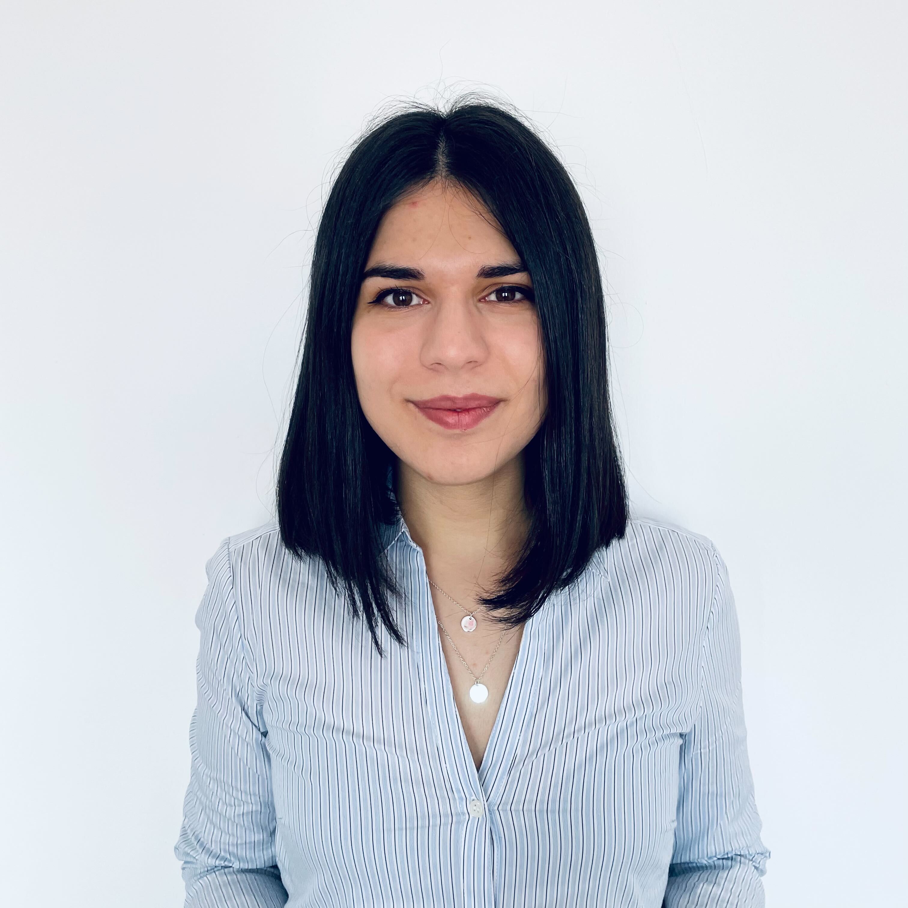 Nicoleta – React, Node.js, Typescript, experts in Lemon.io