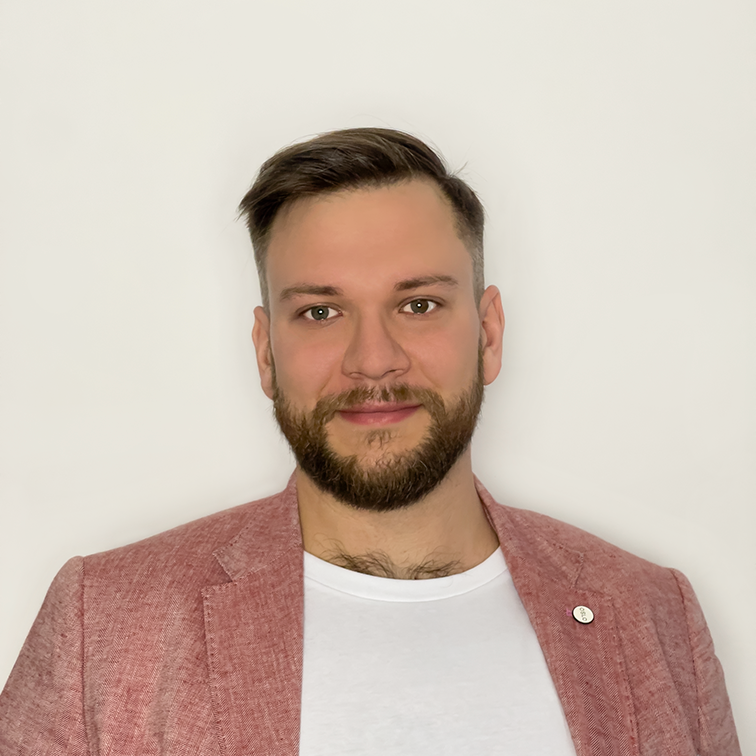 Mac – React, Node.js, AWS, experts in Lemon.io