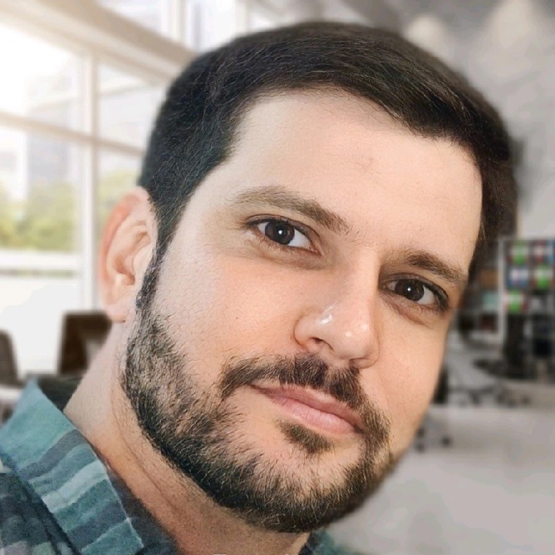Helmut – Python, LLM, Java, experts in Lemon.io