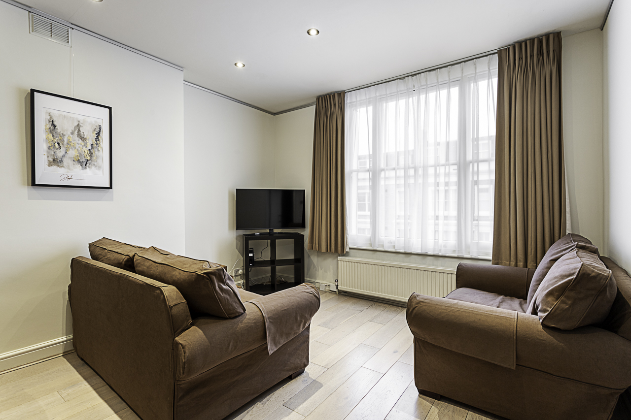 Flat, Eardley Cres, Kensington