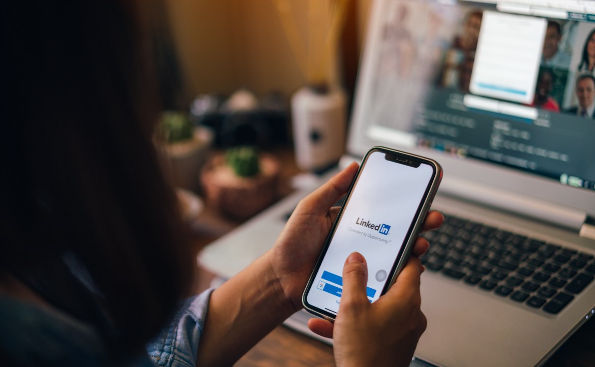 留學生如何用 LinkedIn 建立「學習歷程」，找到第一份海外工作？