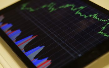 「ラダリング」でソーシャルレンディングの流動性デメリットを解消!コンセプトと実践方法を解説 ソーシャルレンディングの流動性デメリットを解消するラダリング!コンセプトと実践方法を解説