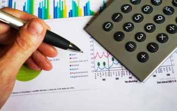 ソーシャルレンディング事業者の借り手企業数はどれくらいか ソーシャルレンディング事業者の借り手企業数はどれくらいか