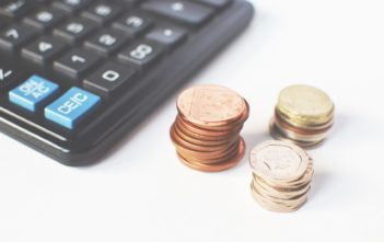 ソーシャルレンディングの手数料を事業者別に比較! ソーシャルレンディング投資では意外と穴!?気をつけたい手数料を事業者別に比較