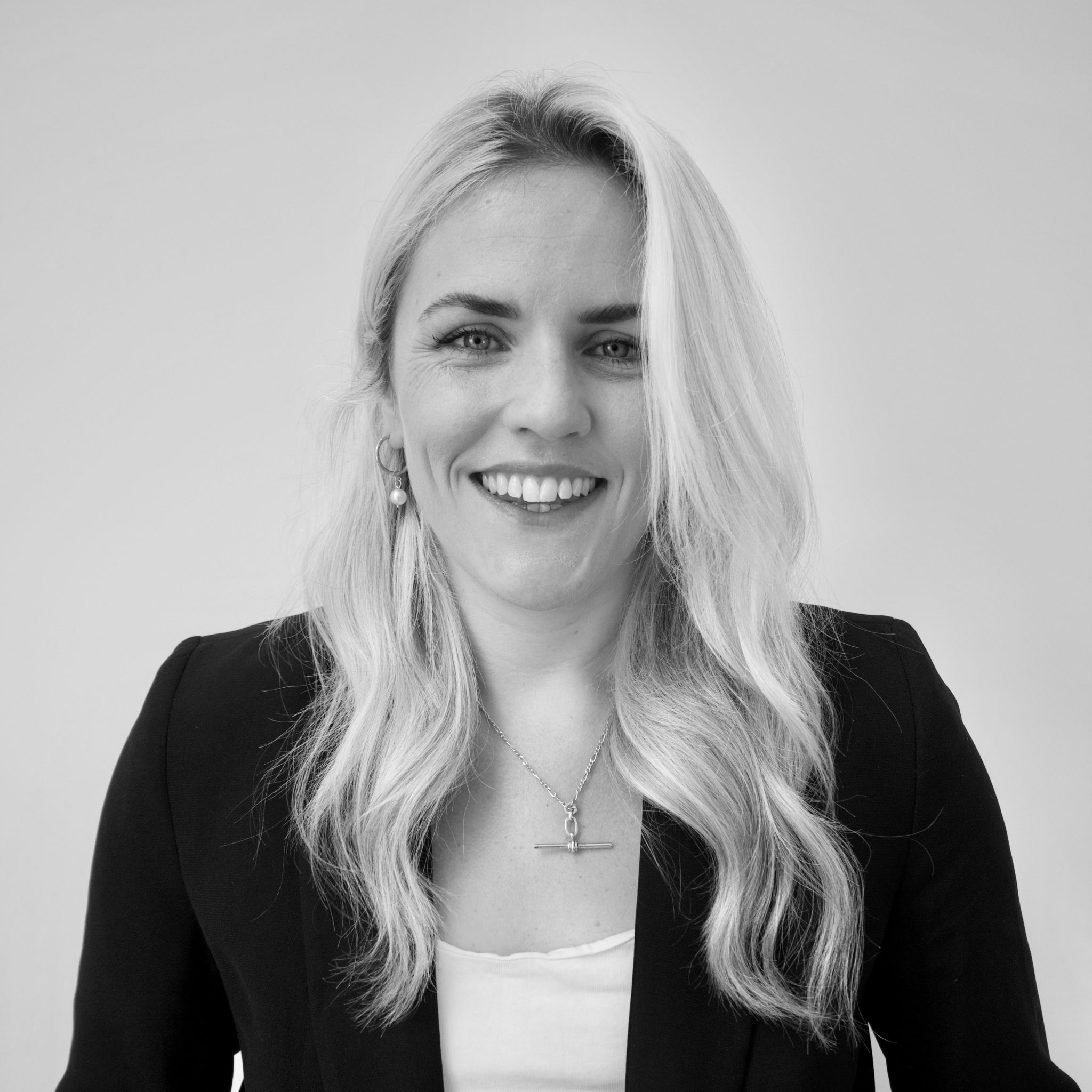 Emma Kelly, Financial Strategist