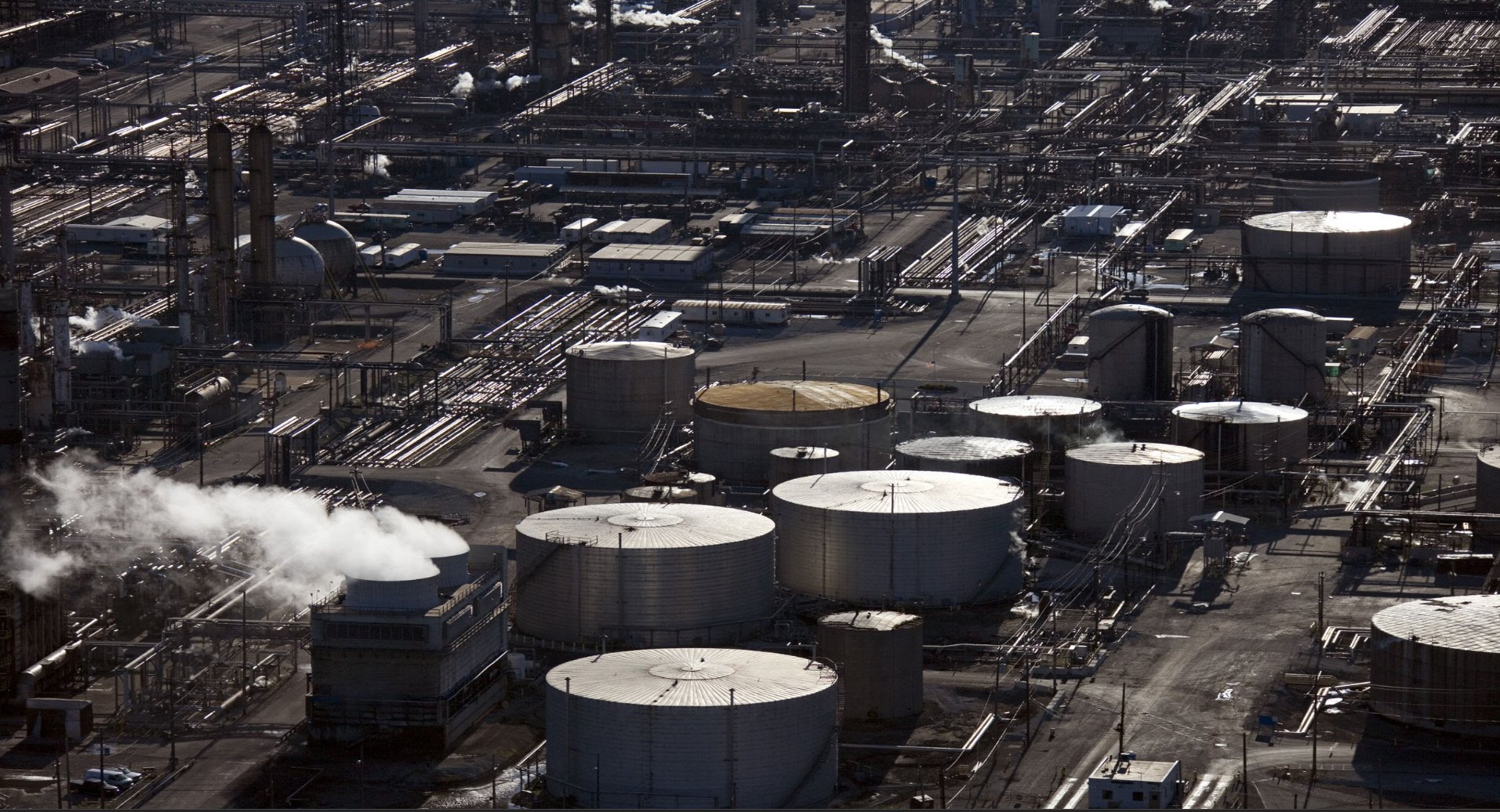 Refinery margins