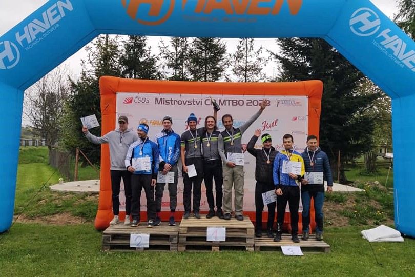 Štafetovými mistry v MTBO Jičín a Nový Bor