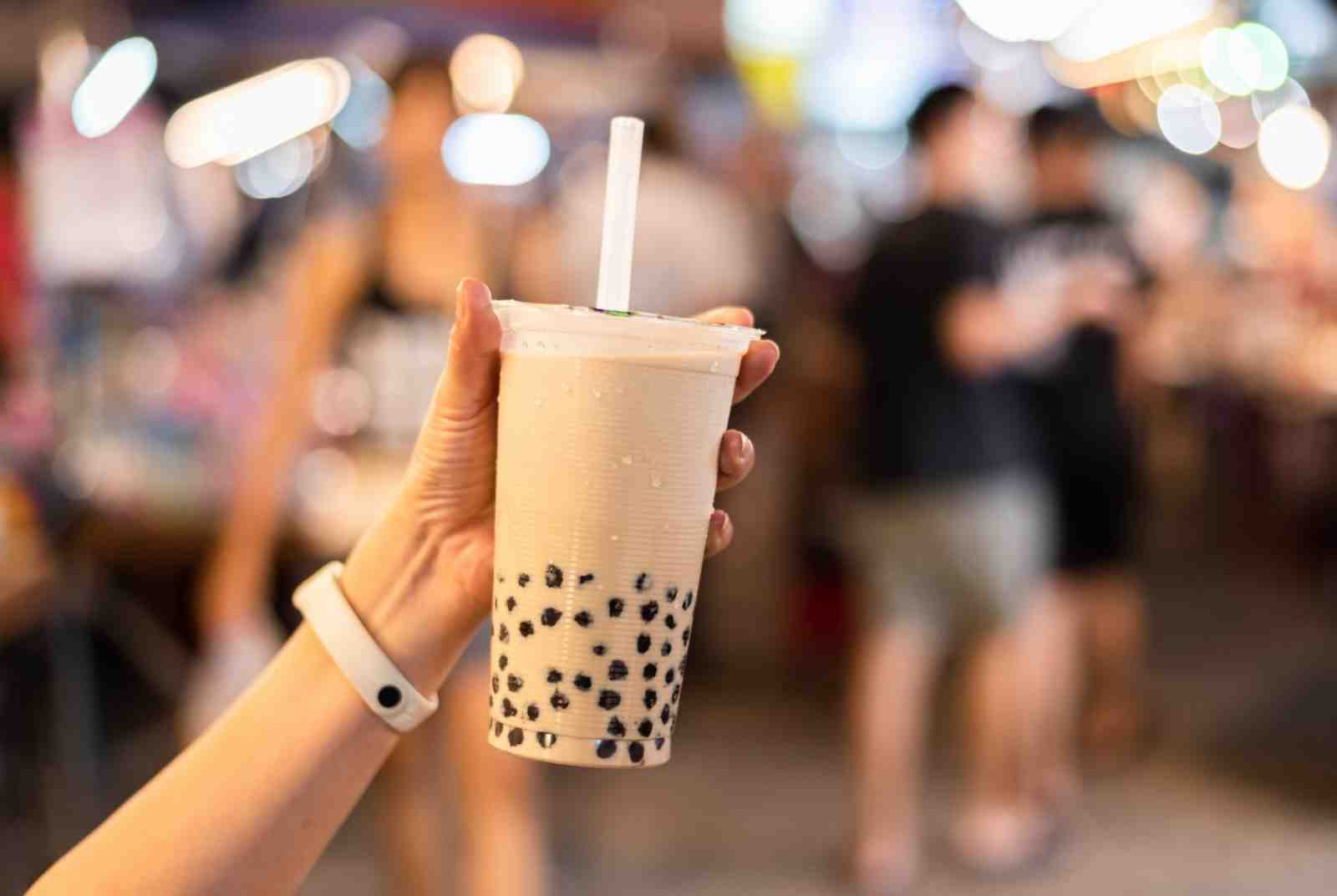 12月起北市飲料店率先禁用塑膠杯，全面改用紙杯卻不一定更環保？
