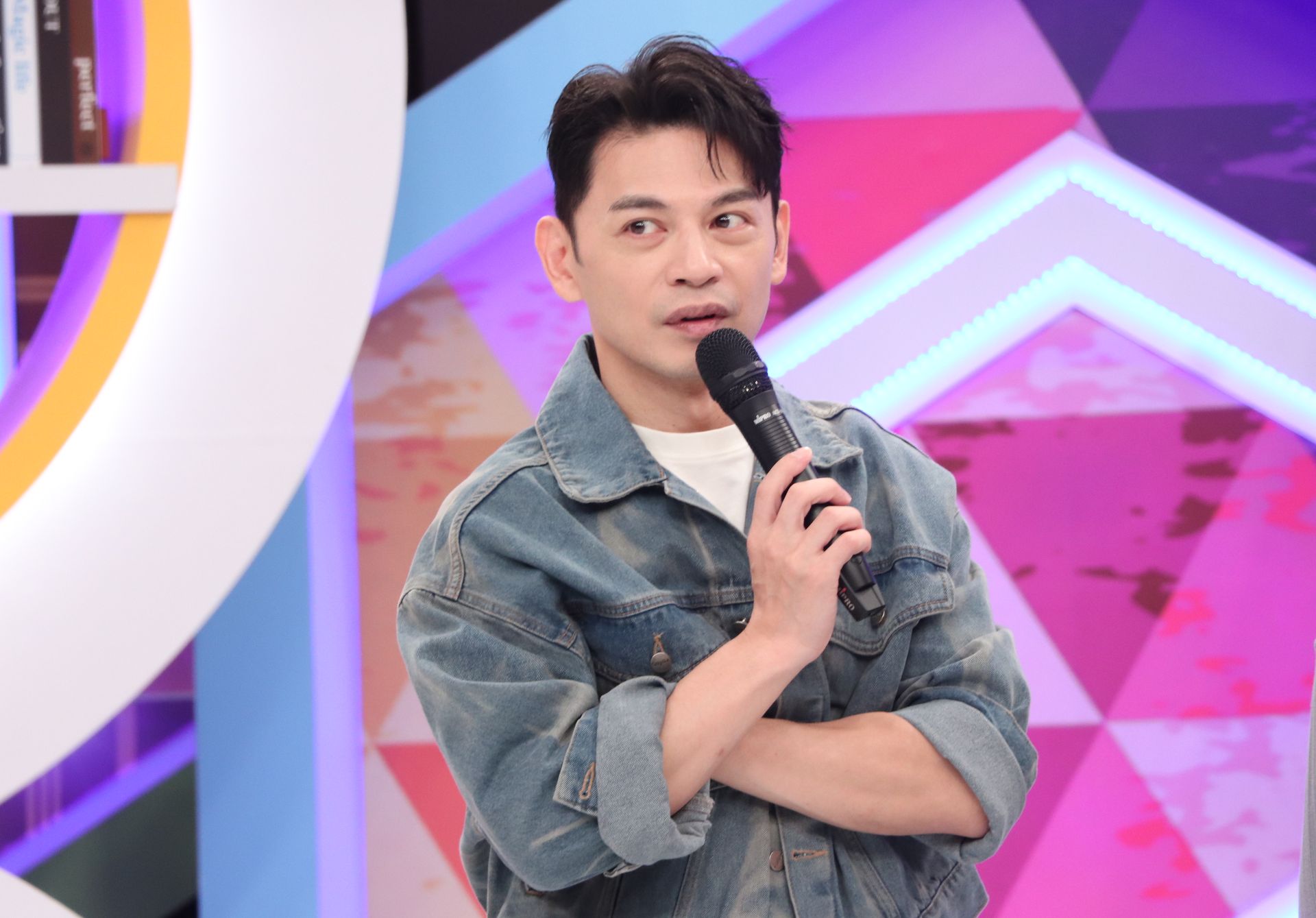 阿Ken透露與5566成員小刀曾是同學。（圖／中天綜合台 提供）