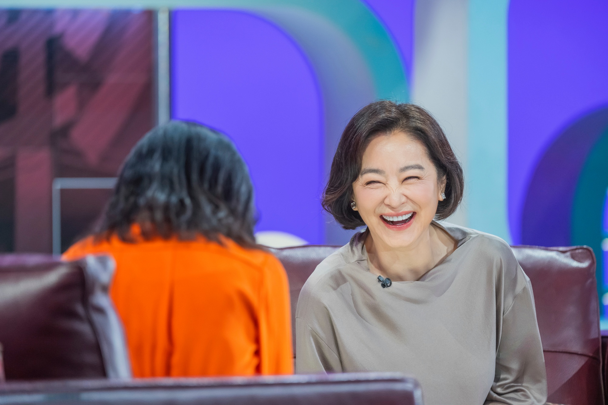林青霞於《TVBS看板人物》中回憶金馬獎紅毯驚魂記。(圖／TVBS 提供)