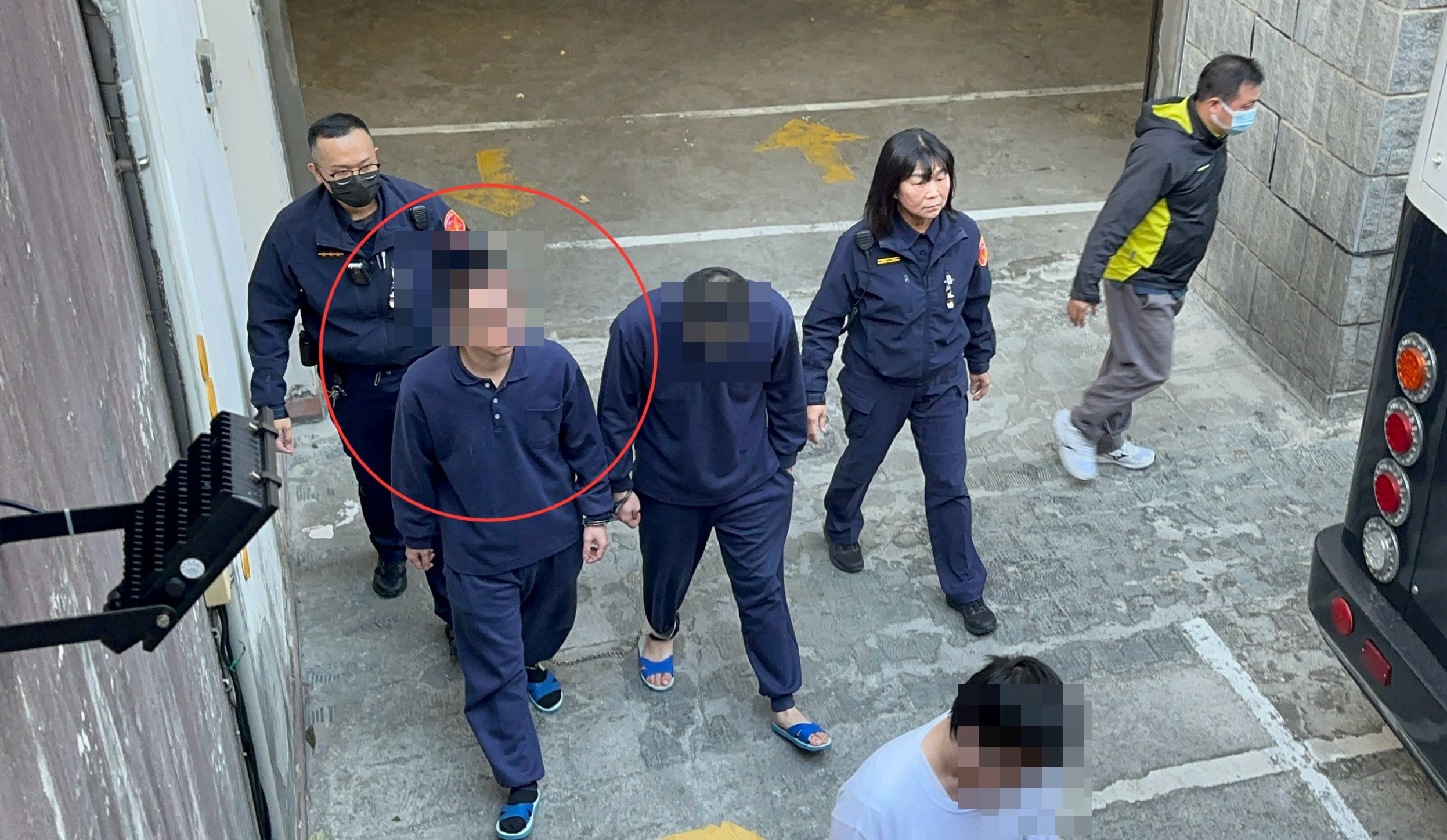 陳柏諺遭判處無期徒刑遭押返看守所。（圖／塗豐駿攝）
